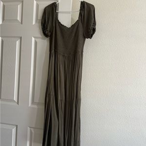 Olive green maxi dress 👗